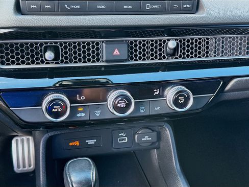 Used 2023 Honda Civic Sport image 14