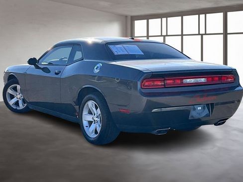 Used 2013 Dodge Challenger SXT Plus image 14