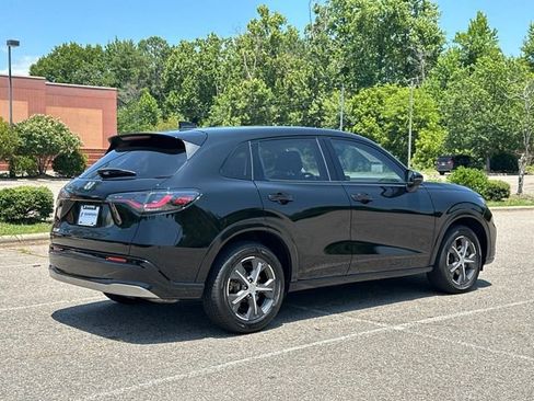 Used 2023 Honda HR-V EX-L image 5