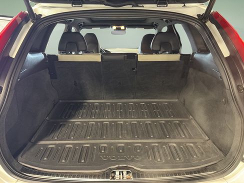 Used 2016 Volvo XC60 T6 AWD/4WD image 19