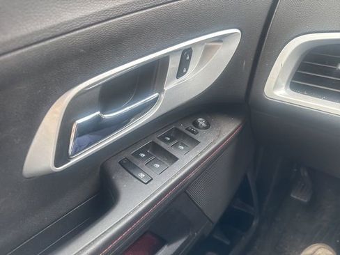 Used 2012 Chevrolet Equinox LT w/ Driver Convenience Package image 19