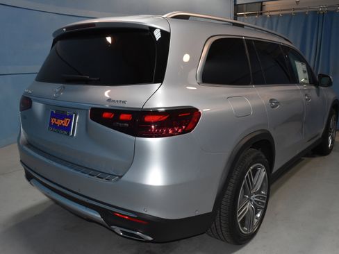 New 2026 Mercedes-Benz GLS 450 4MATIC image 23