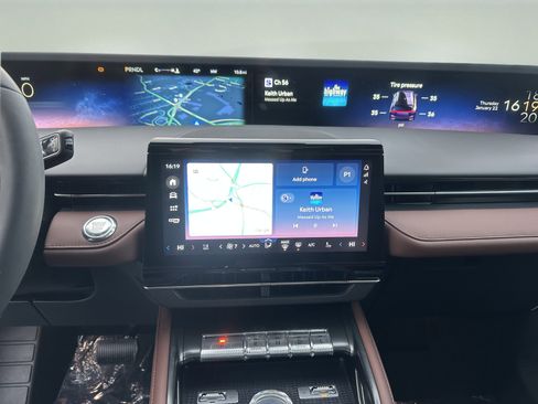 New 2026 Lincoln Nautilus Reserve image 15