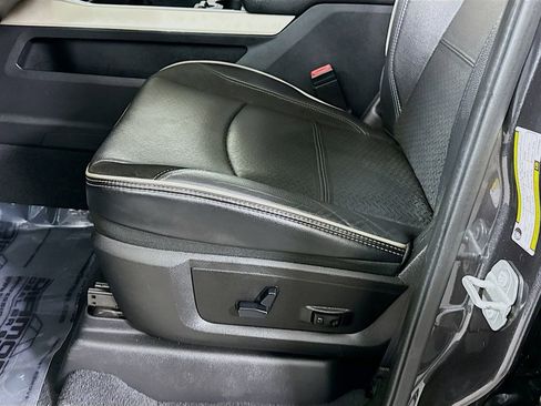 Used 2020 RAM 3500 Laramie image 27