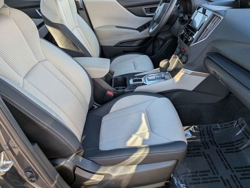 Used 2022 Subaru Forester image 34
