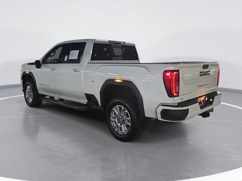 Used 2023 GMC Sierra 2500 Denali image 5