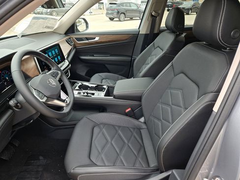 New 2026 Volkswagen Atlas SE image 16