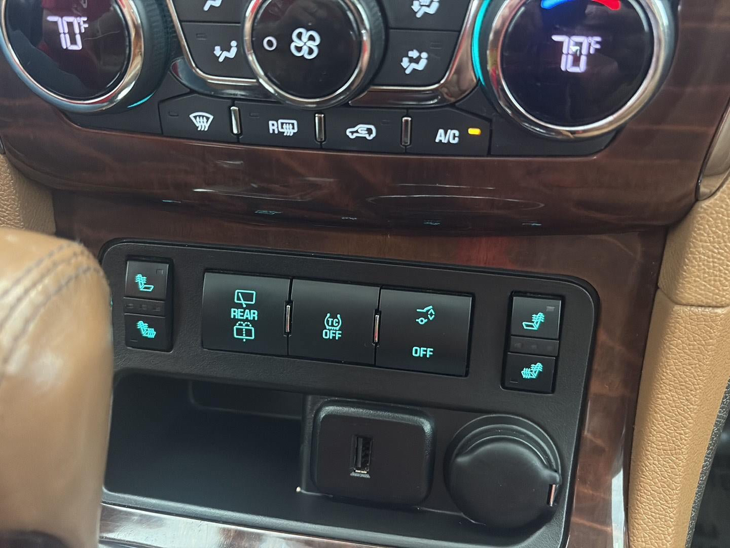 Used 2017 Buick Enclave Leather AWD/4WD image 22