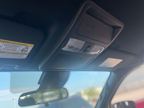 Used 2025 Nissan Frontier PRO-4X image 29