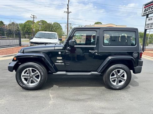 Used 2012 Jeep Wrangler Sahara w/ Connectivity Group image 8