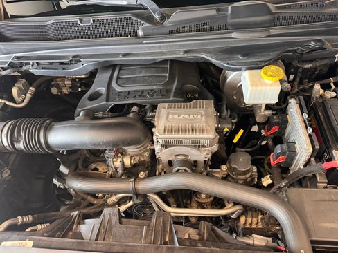 Used 2021 RAM 1500 Laramie AWD/4WD image 45
