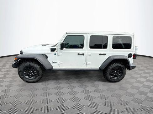 Used 2023 Jeep Wrangler Unlimited w/ Sun & Screen Package AWD/4WD image 9