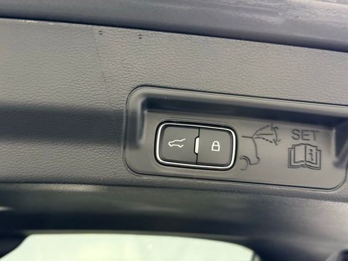 New 2026 Ford Explorer ST-Line w/ ST-Line Street Pack image 5