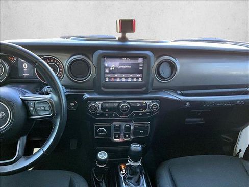 Used 2022 Jeep Wrangler Sport AWD/4WD image 8
