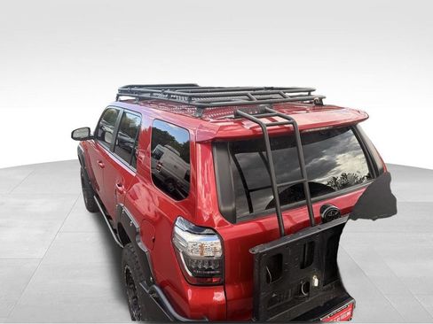 Used 2016 Toyota 4Runner Trail Premium AWD/4WD image 8
