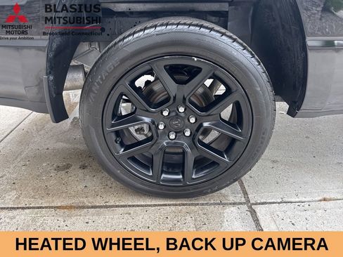 Used 2023 RAM 1500 Laramie AWD/4WD image 6