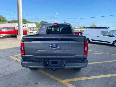 Used 2021 Ford F150 XLT w/ Equipment Group 302A High AWD/4WD image 4