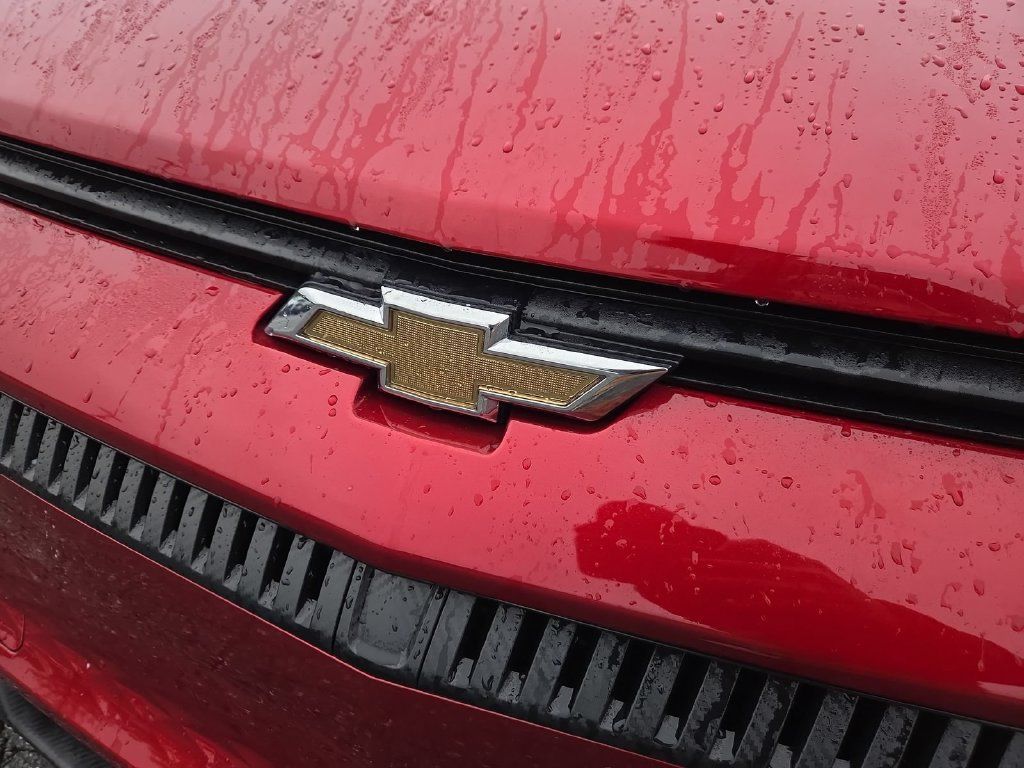 Used 2026 Chevrolet Equinox EV LT FWD image 22