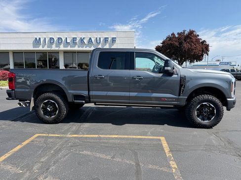Used 2026 Ford F250 Lariat w/ Tremor Off-Road Package AWD/4WD image 5