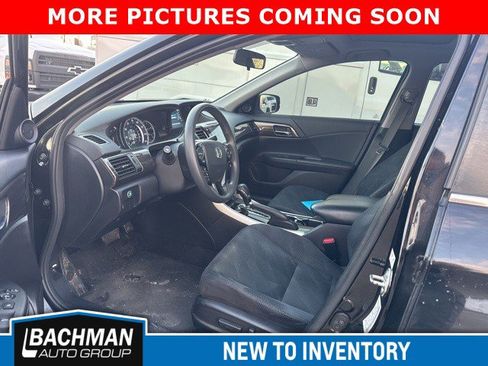 Used 2016 Honda Accord EX image 3