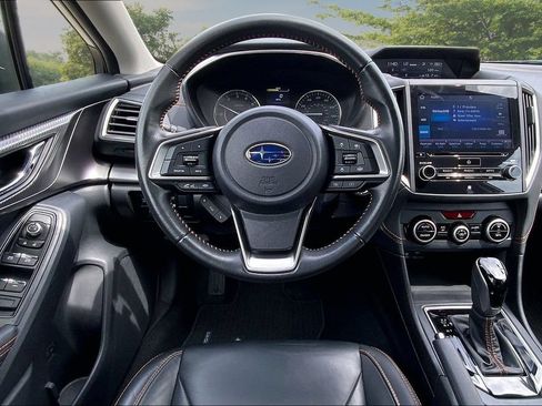 Used 2023 Subaru Crosstrek 2.5i Limited AWD/4WD image 8
