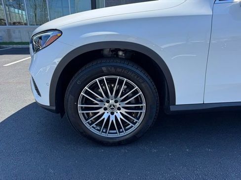 Used 2026 Mercedes-Benz GLC 300 4MATIC image 9