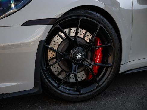 Used 2022 Porsche 911 GT3 RWD image 7