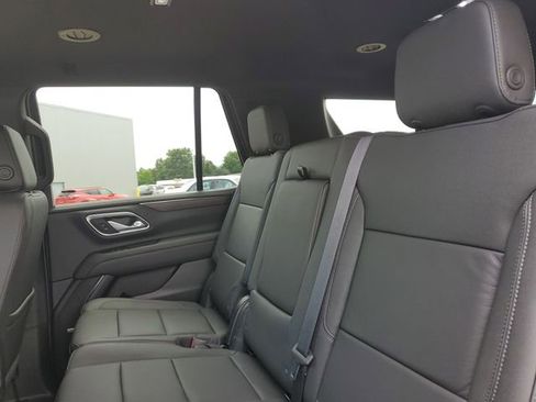 Used 2023 Chevrolet Tahoe Z71 w/ Luxury Package AWD/4WD image 24