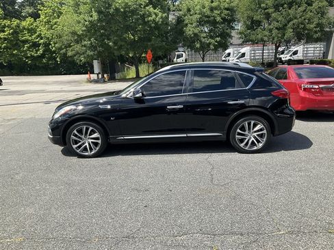 Used 2017 INFINITI QX50 2WD w/ Deluxe Touring Package image 8