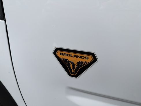 Used 2023 Ford Bronco Sport Badlands AWD/4WD image 7