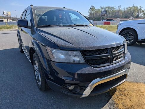 Used 2017 Dodge Journey Crossroad w/ Popular Equipment Group image 13