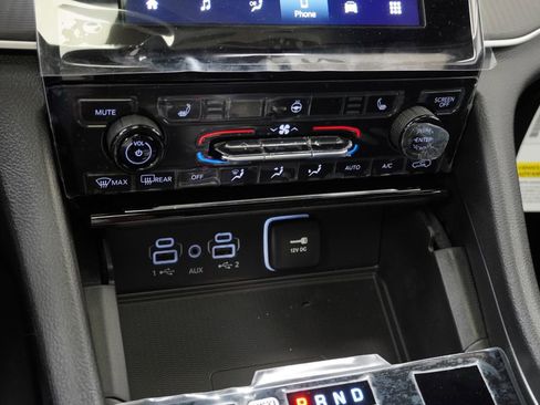 New 2026 Jeep Grand Cherokee Laredo X AWD/4WD image 23
