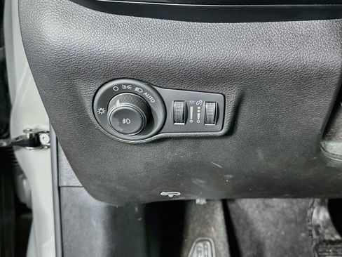 Used 2022 Jeep Compass Trailhawk w/ Trailhawk Elite Group AWD/4WD image 16