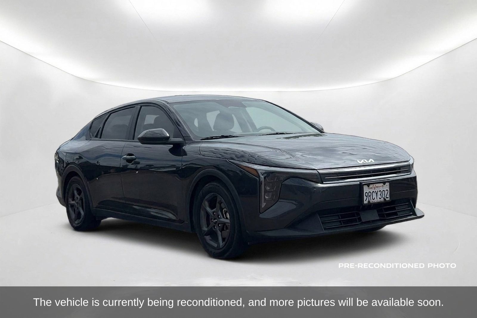 Used 2025 Kia K4 FWD image 3