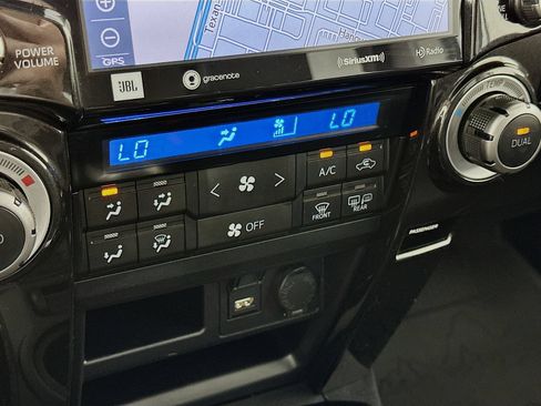 Used 2022 Toyota 4Runner TRD Pro AWD/4WD image 17