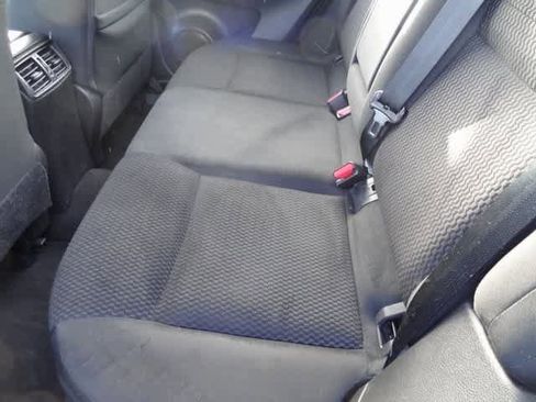 Used 2022 Nissan Rogue Sport S image 19