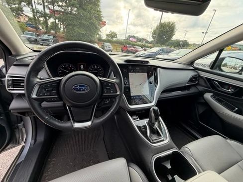 Used 2024 Subaru Outback Limited AWD/4WD image 10