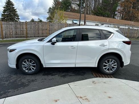 New 2025 MAZDA CX-5 AWD 2.5 S w/ Preferred Package image 4