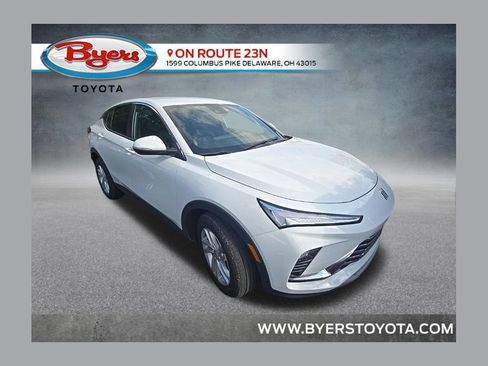 Used 2025 Buick Envista Preferred FWD image 1