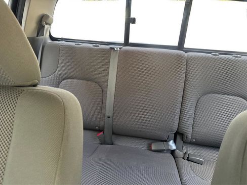 Used 2016 Nissan Frontier SV w/ SV Value Truck Package RWD image 15