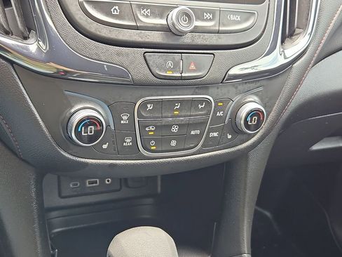 Used 2024 Chevrolet Equinox RS w/ RS Leather Package AWD/4WD image 34