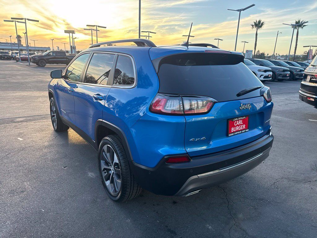 Certified 2022 Jeep Cherokee Limited w/ Elite Package AWD/4WD image 5