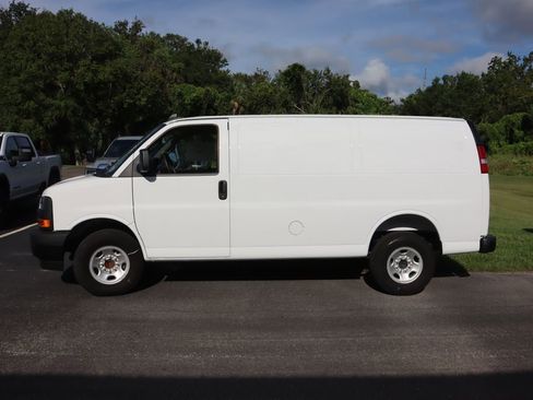 New 2025 GMC Savana 2500 w/ Driver Convenience Package image 3