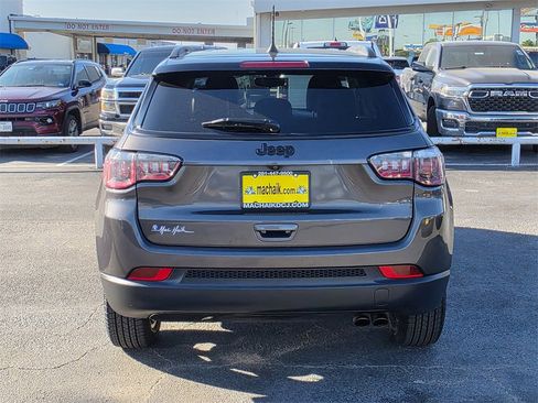 Used 2019 Jeep Compass Altitude image 4