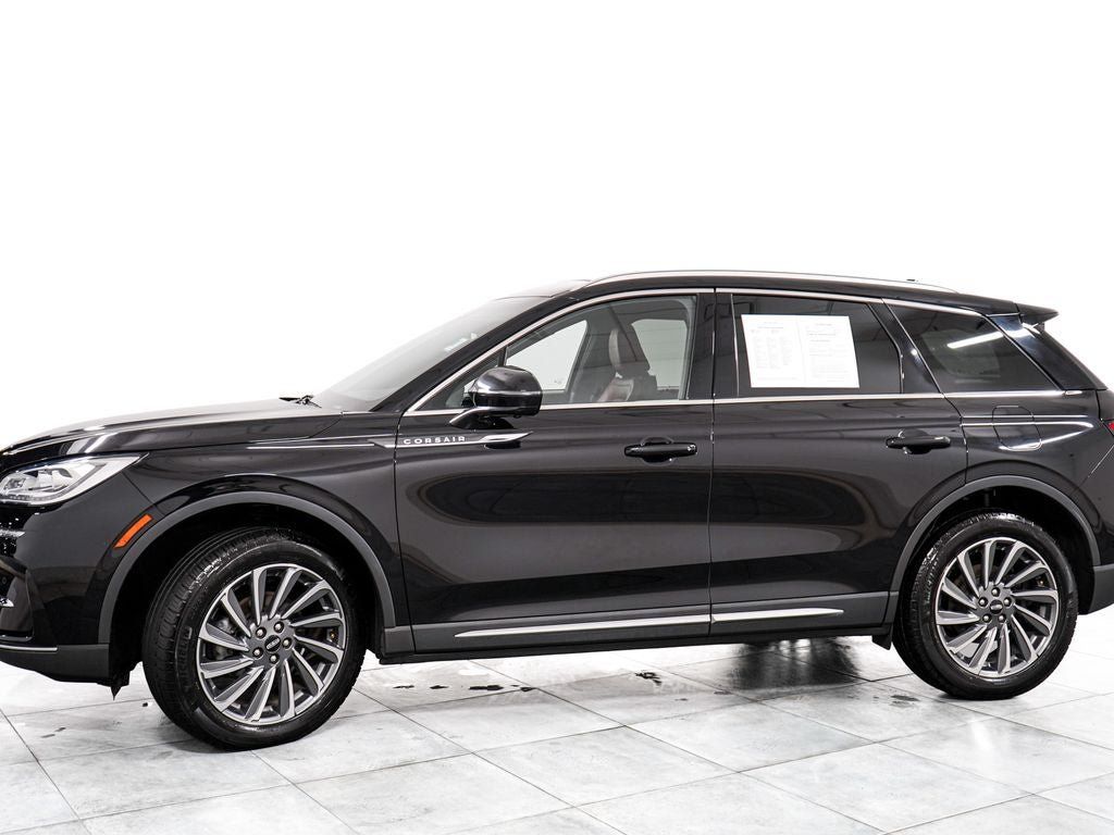 Used 2023 Lincoln Corsair Reserve w/ Equipment Group 201A AWD/4WD image 4