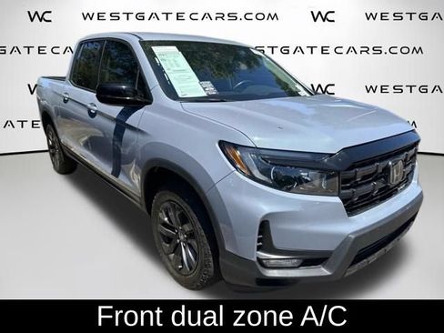 Used 2025 Honda Ridgeline Sport image 4
