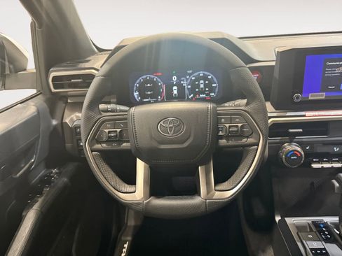 New 2025 Toyota Tacoma TRD Off-Road image 12