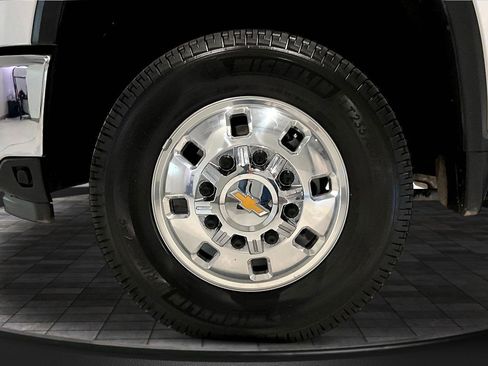 Used 2024 Chevrolet Silverado 3500 LTZ w/ LTZ Plus Package image 35