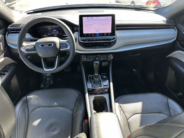 Certified 2025 Jeep Compass Limited w/ Elite Group AWD/4WD image 21