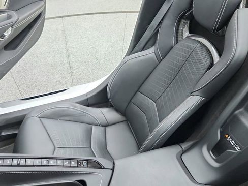 Used 2024 Chevrolet Corvette Stingray Preferred Conv w/ Z51 Performance Package image 22